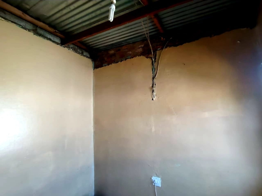 5 Bedroom Property for Sale in Mdantsane Nu 6 Eastern Cape